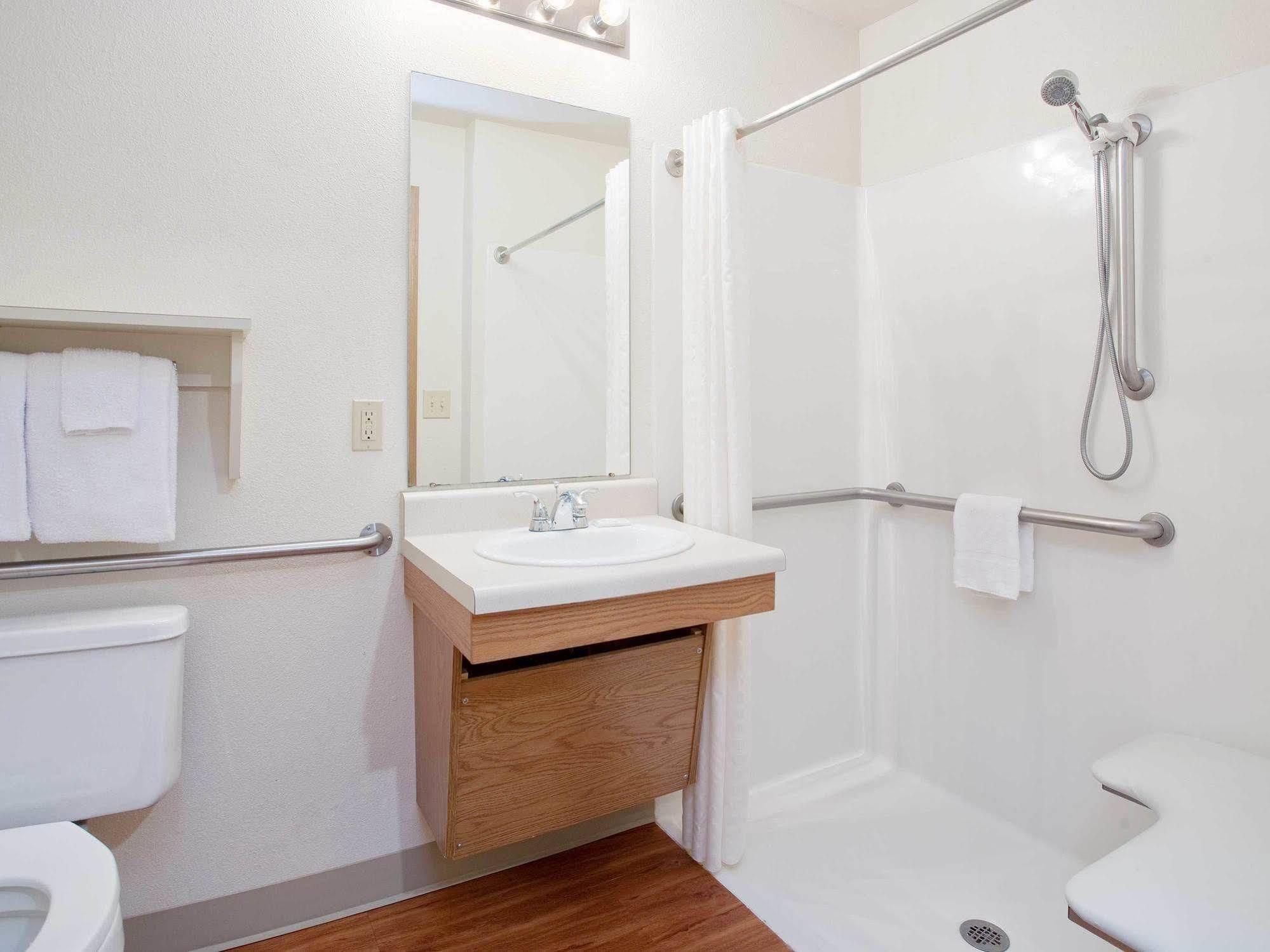 Woodspring Suites Lake Charles Exteriér fotografie